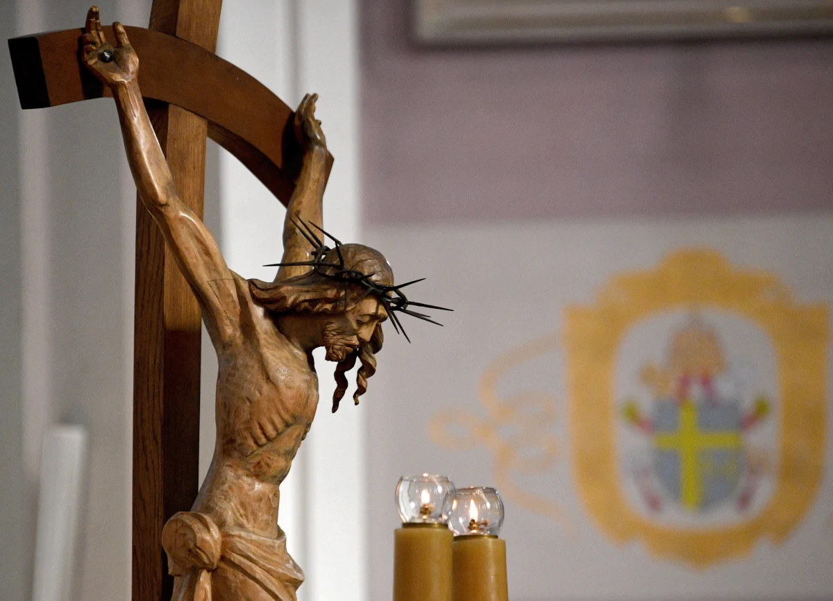 Dziś odbyło się pierwsze posiedzenie Międzyresortowego Zespołu do spraw Funduszu Kościelnego, któremu przewodniczy Władysław Kosiniak-Kamysz. "Pracujemy na rzecz przedstawienia koncepcji Radzie Ministrów i zgodnie z zarządzaniem do 31 marca tego roku przedstawimy pierwszy raport. Na dzisiejszym posiedzeniu zespołu podzieliliśmy się zadaniami" - przekazał wicepremier i minister obrony narodowej.