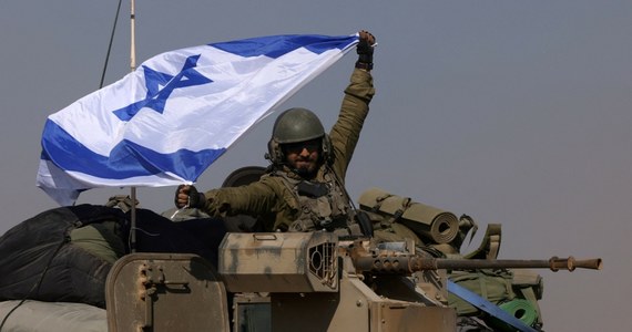 Armia Izraela (IDF) przygotowuje się do uderzenia na siły Hezbollahu. Działania wojenne ulegną rozszerzeniu. Przechodzimy do ofensywy. Wspierany przez Iran Hezbollah zostanie zniszczony - przekazał gen. Ori Gordin, szef Północnego Dowództwa IDF.