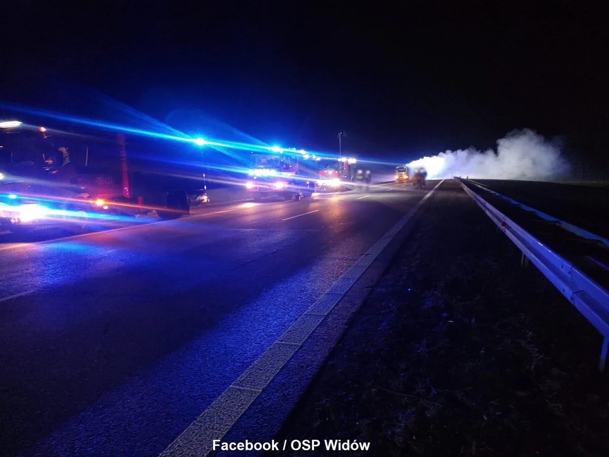 Groźne zdarzenie na opolskim odcinku autostrady A4. W piątek w rejonie Strzelec Opolskich rozszczelniła się cysterna z kwasem solnym.