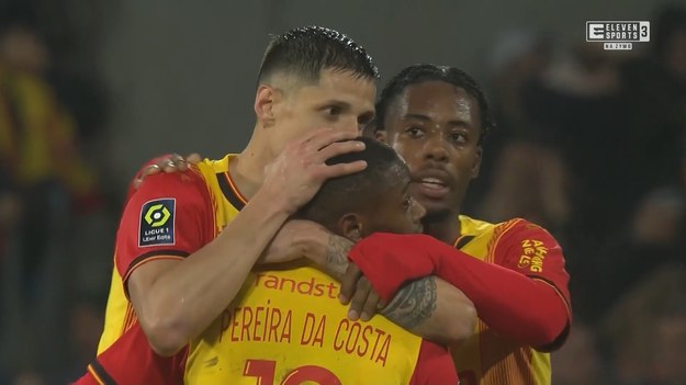 Skrót meczu RC Lens - RC Strasbourg 3-1. 

Bramki: 16. Wahi (D. Costa), 30. D. Costa (Wahi), 58. Sotoca (D. Costa) – 43. Delaine
