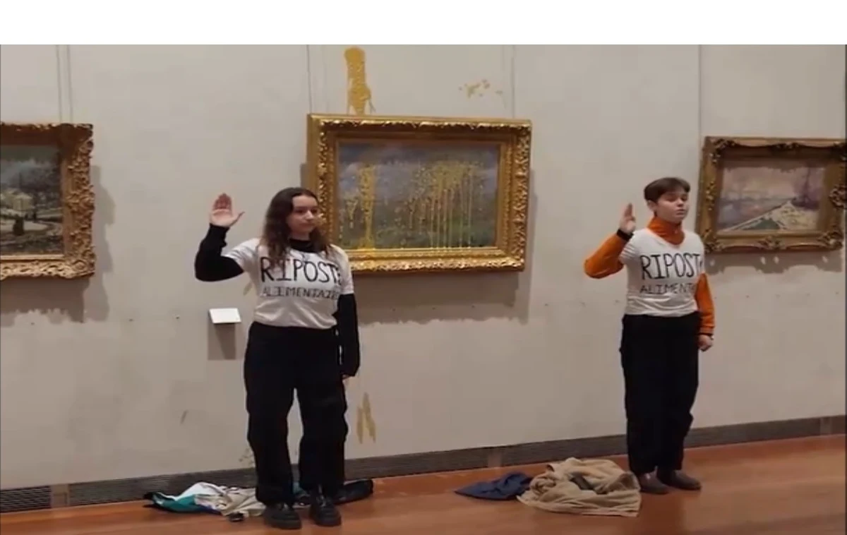 Dwie aktywistki wylały zupę na obraz Claude'a Moneta "Wiosna" pochodzący z 1872 roku. Zostały zatrzymane. Muzeum oświadczyło, że dzieło znajdowało się za szkłem i jego stan zostanie teraz zbadany.