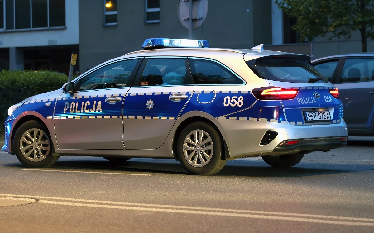 32-letni mężczyzna usłyszał w prokuraturze w Sosnowcu zarzuty zabójstwa dwóch osób ze szczególnym okrucieństwem. Przyznał się do winy i postanowił złożyć wyjaśnienia. Potwierdzono, że to syn ofiar.