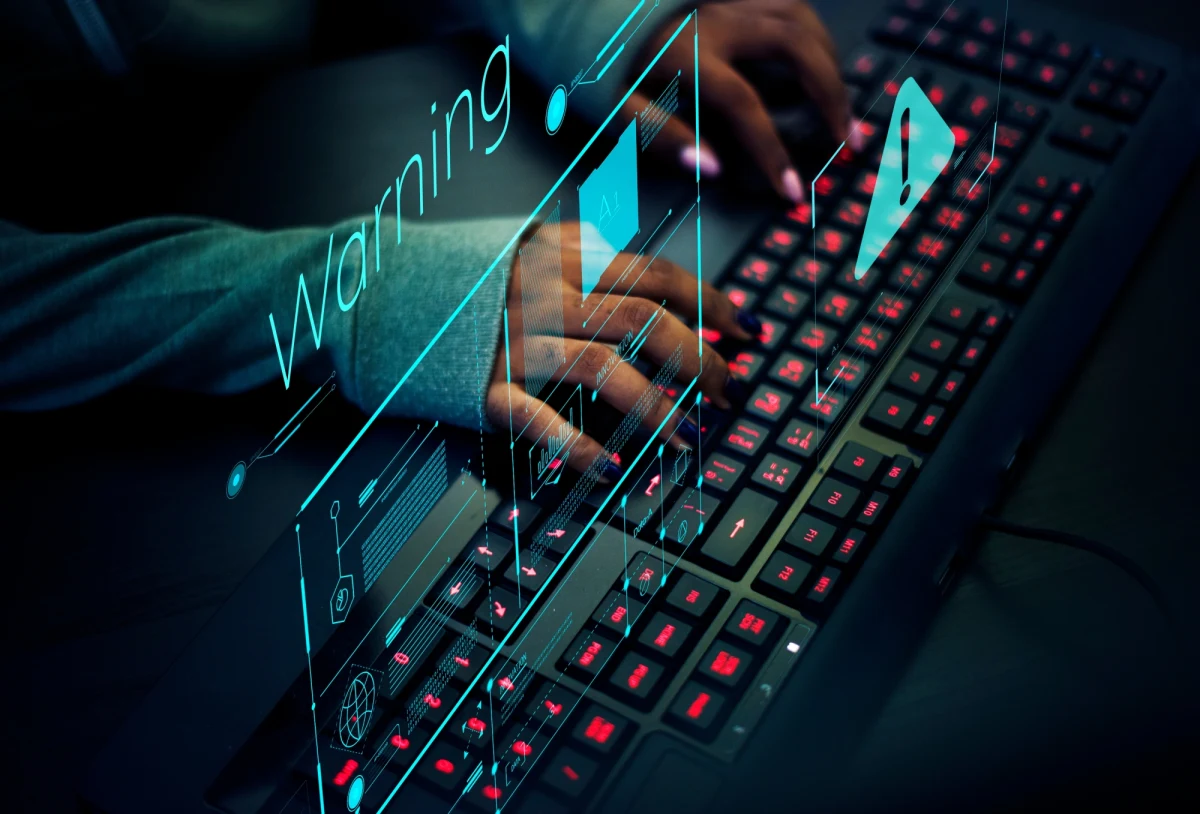 32-latek z Białegostoku został oszukany metodą "na amerykańską żołnierkę". Mężczyzna planował związać się z kobietą, która miała przebywać na misji w Syrii, ale zamiast ślubu stracił osiem tysięcy dolarów.