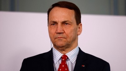 Sikorski o słowach Trumpa: NATO to nie kontrakt z firmą ochroniarską