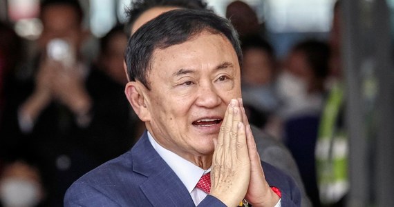 Były premier Tajlandii i miliarder Thaksin Shinawatra będzie wkrótce zwolniony warunkowo z więzienia - powiadomił we wtorek obecny szef rządu Srettha Thavisin. Latem 2023 roku sąd skazał Thaksina na osiem lat więzienia za nadużycie władzy i malwersacje. Tydzień później król Rama X złagodził wyrok do 12 miesięcy.