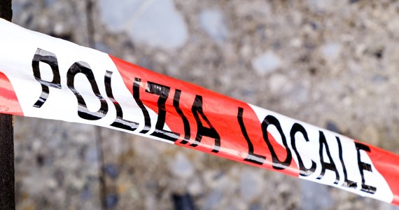 Włoska policja prowadzi dochodzenie w sprawie makabrycznej zbrodni na Sycylii. 54-letni mężczyzna został oskarżony o zamordowanie żony i dwójki dzieci. Rzezi uniknęła 17-letnia córka. Podczas przesłuchania 54-latek przyznał, że zabił rodzinę, by oczyścić dom z demonów.