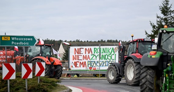 Zielone miasteczko utworzyli rolnicy w Nagłowicach (Świętokrzyskie), solidaryzując się w ten sposób z producentami protestującymi na polsko-ukraińskiej granicy. Organizatorzy poinformowali, że pozostaną na miejscu do końca tygodnia i czasowo będą prowadzić blokadę krajowej drogi nr 78.
