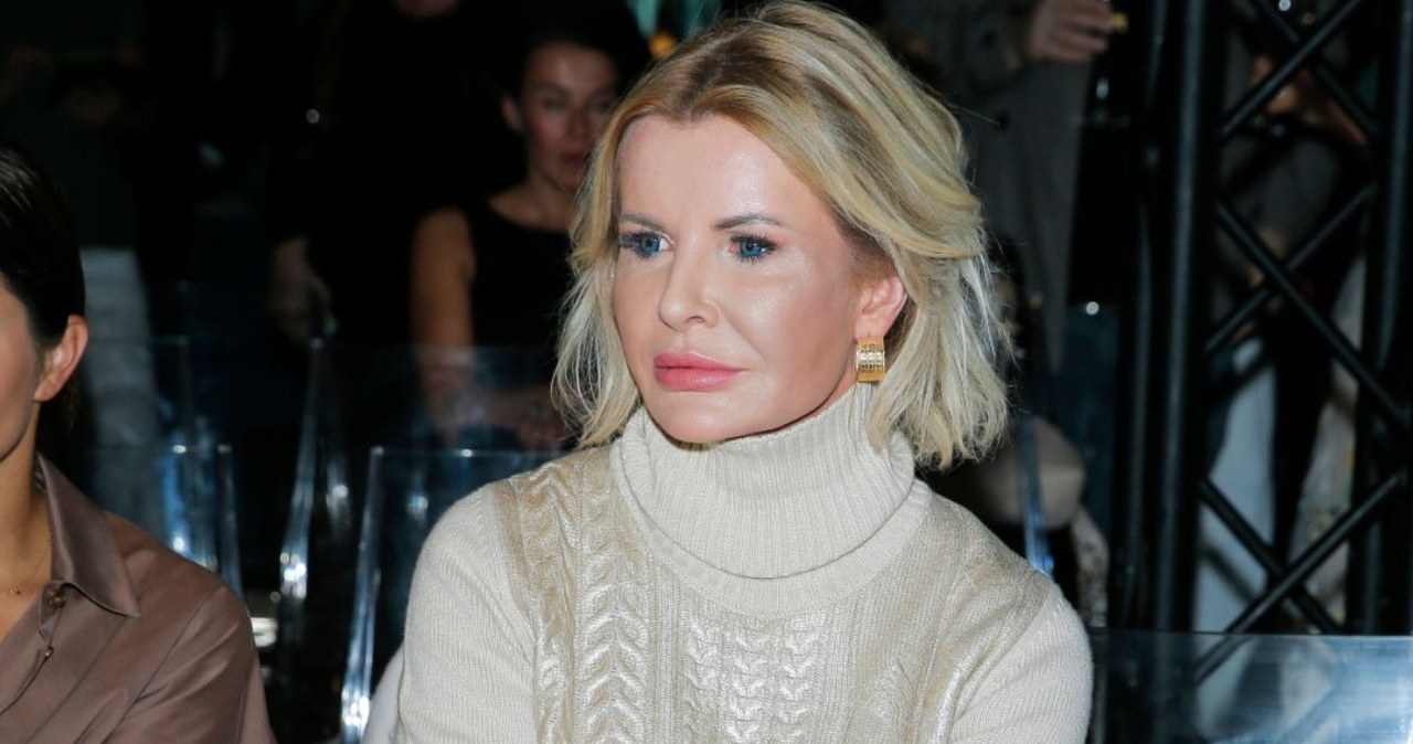 Joanna Racewicz u fryzjera. "Świat jest nie fair choćby w tej kwestii"