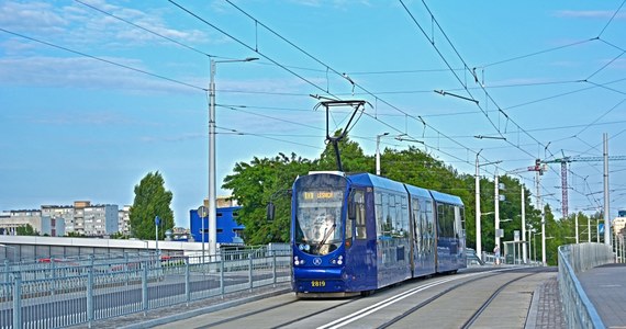 Przedstawiciele władz Wrocławia i MPK zapowiedzieli rozbudowę miejskiej sieci tramwajowej. W najbliższych latach ma powstać pięć nowych tras i nowoczesna zajezdnia. Zapowiedziano też kolejne inwestycje w tabor.

