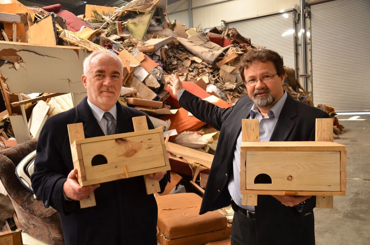 Dzisiaj (14 lutego) w samo południe przed krakowskim magistratem na pl. Wszystkich Świętych Miejskie Przedsiębiorstwo Oczyszczania wraz z Asocjacją Promotorów Radosnego Ptaka organizują walentynki po krakowsku. Rozdawane za darmo będą budki lęgowe dla ptaków.  