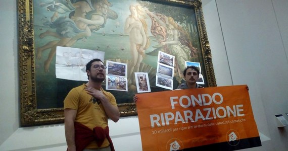 Kolejne arcydzieło malarstwa znalazło się na celowniku aktywistów klimatycznych. Tym razem postanowili oni przykleić do szyby chroniącej "Narodziny Wenus" Sandra Boticellego zdjęcia pokazujące efekty powodzi w Toskanii.