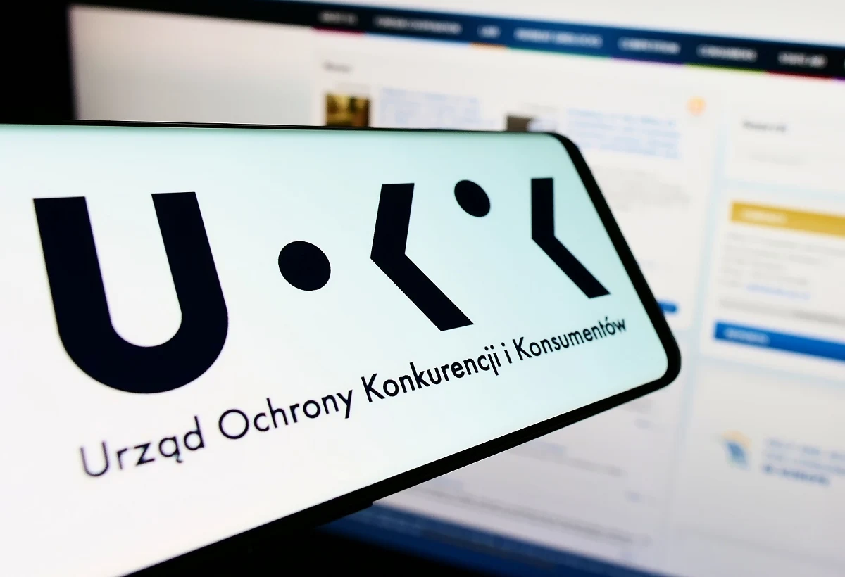 UOKiK wszczął postępowania wobec Alior Banku, Banku Handlowego, Banku Ochrony Środowiska, Pekao SA, PKO BP, Plus Banku. Zarzuty dotyczą reakcji banków w sytuacji zgłoszenia przez konsumentów nieautoryzowanych transakcji.