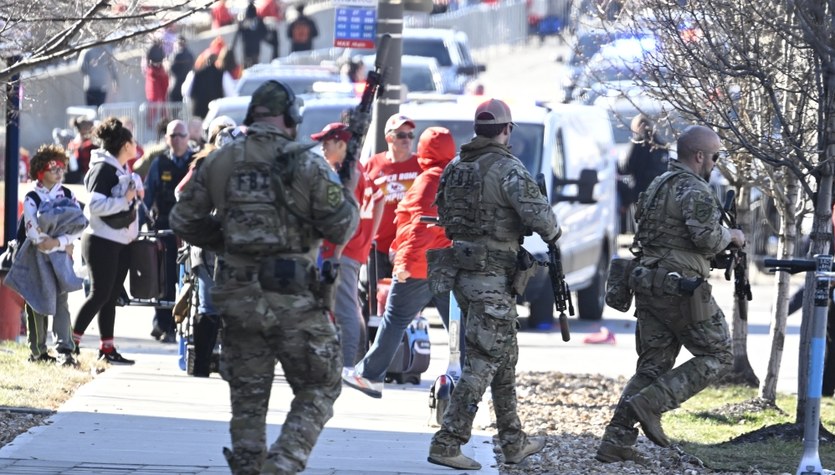 Inne sporty - Sport w INTERIA.PL - aktualności z różnych dziedzin sportu, wyniki sportowe na żywo, wywiady ze sportowcami, galer Strzelanina w USA po Super Bowl, są zabici i ranni. Policja dokonała zatrzymań