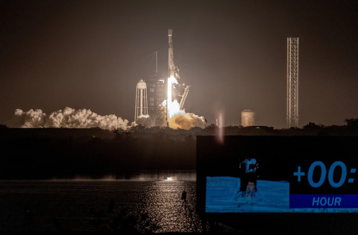 Lądownik księżycowy Odyseusz firmy Intuitive Machines z Houston został nad ranem wystrzelony z Florydy. To pierwsza próba wysłania na Księżyc prywatnego statku kosmicznego i pierwsza od półwiecza próba amerykańskiego lądowania na Srebrnym Globie.