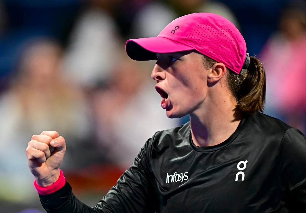 Iga Świątek awansowała do półfinału turnieju WTA 1000 w Dausze. Broniąca tytułu polska tenisistka pokonała Białorusinkę Wiktorię Azarenkę 6:4, 6:0. Kolejną rywalką Świątek będzie Czeszka Karolina Pliskova.