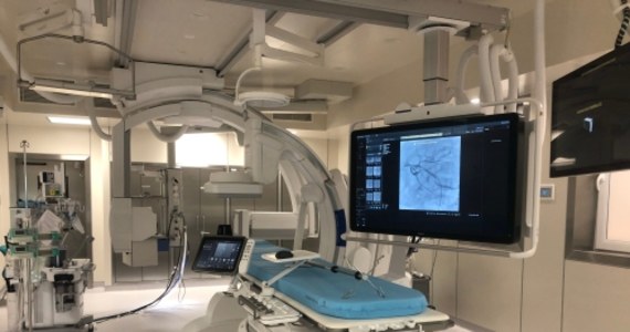 Jeden z najnowocześniejszych w Europie angiokardiografów działa od dzisiaj w Centrum Zdrowia Dziecka w Warszawie. To sprzęt, który pozwala diagnozować i leczyć powikłania m.in. u dzieci po przeszczepach.

