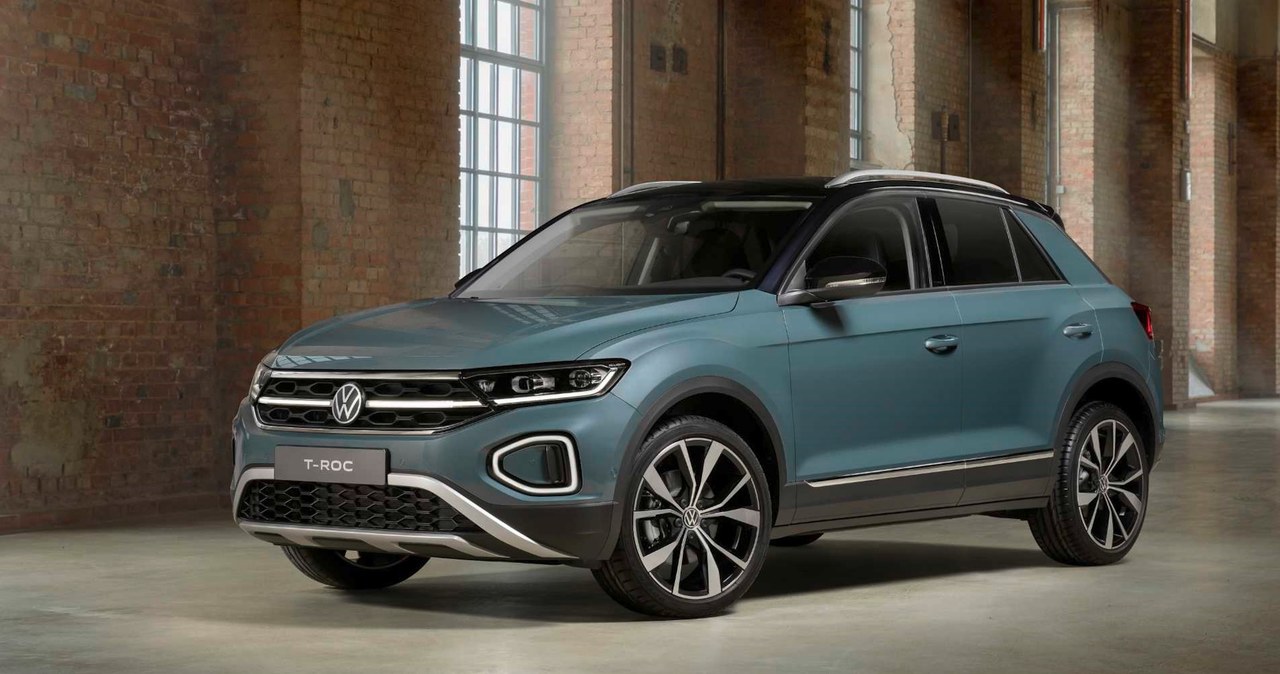 Świetna, pozycja, kierownicą, kompaktowe, wymiary, praktyczne, systemy, asystujące, przestronne, wnętrze, teraz, listy, zalet, V VW T-Roc. Kompaktowy SUV idealny do miejskiej dżungli. Teraz w bogatszej wersji