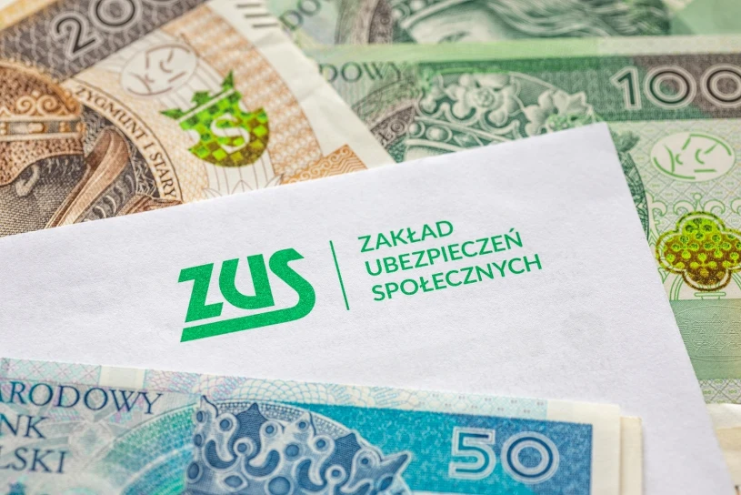 Po 56. urodzinach ZUS może wysłać specjalne świadczenie. 4435,90 zł do ręki