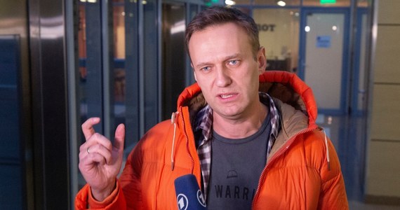 Niezależnie od tego, co było ostateczną przyczyną śmierci Aleksieja Nawalnego, Wacław Radziwinowicz – były korespondent Gazety Wyborczej na Wschodzie - nazywa to „morderstwem politycznym”. W Radiu RMF24 w rozmowie z Piotrem Salakiem podkreślał zarówno w jakich warunkach odbywał „karę” rosyjski opozycjonista, jak i to, jaki stosunek ma do niego Władimir Putin. 