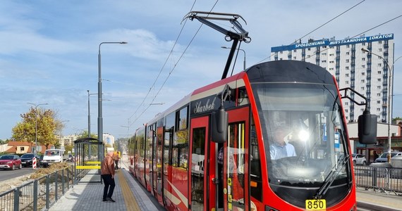 Od poniedziałku, 19 lutego na ulice Dąbrowy Górniczej mają wrócić tramwaje. Od listopada 2021 r. zmodernizowano tam blisko 5-kilometrową trasę.