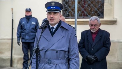 Groźby odwołań i obcięcia premii. Tak straszono krakowskich policjantów