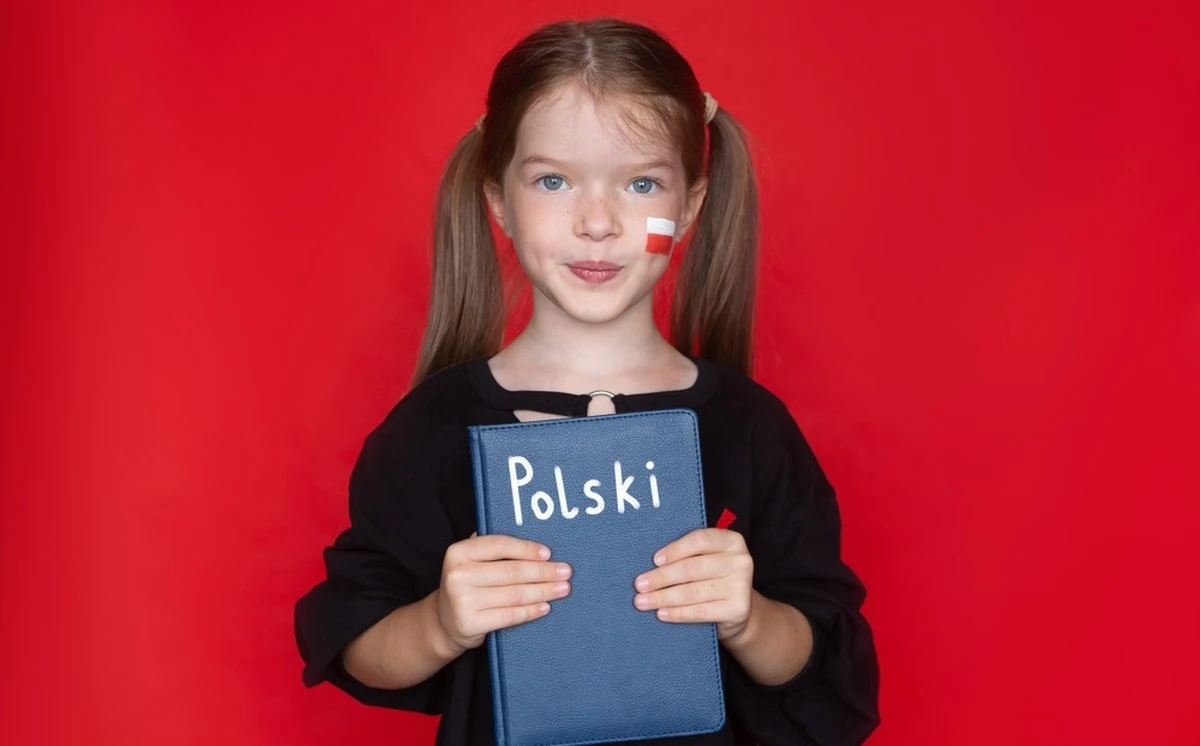 Trwa dyskusja nad modyfikacją spisu lektur w szkołach. Eksperci proponują więcej włączenie do programu szkolnego więcej treści dotyczących problemów współczesnego świata. W połowie lutego MEN rozpoczęło wstępne konsultacje zmian w podstawie programowej kształcenia ogólnego. Poniedziałek to ostatni dzień na zgłaszanie uwag. O swoich propozycjach zmian na antenie Radia RMF24 mówiła Aneta Korycińska, polonistka w jednym z warszawskich liceów, redaktorka znana w sieci jako "Baba od polskiego". 