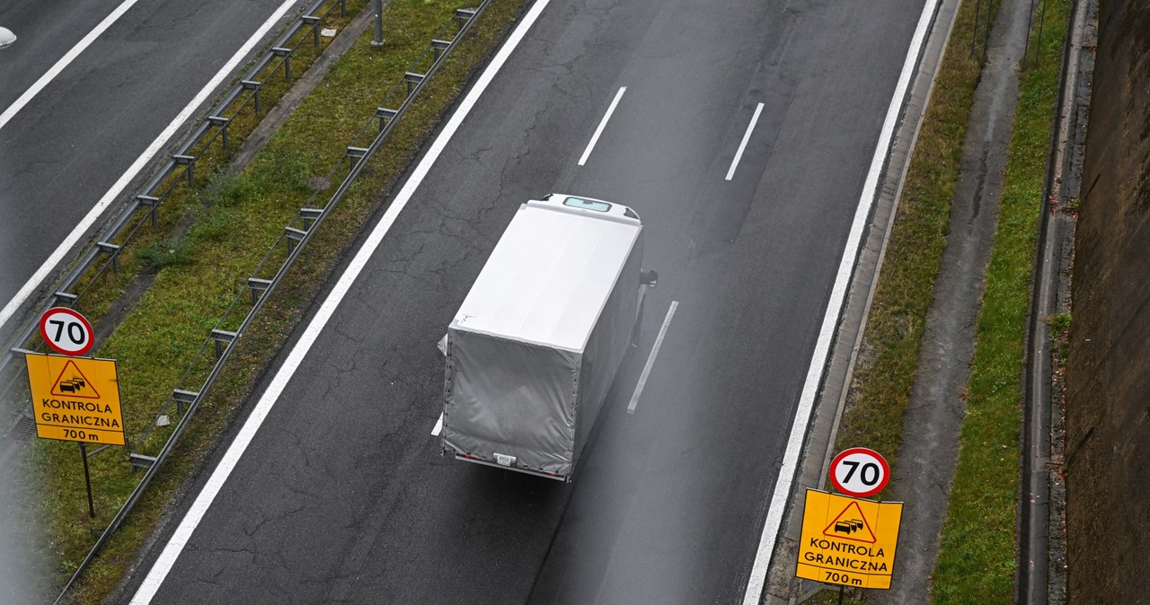 Przetarg, budowę, 20kilometrowego, odcinka, czeskiej, autostrady, który, połączy, Pragę, granicami, naszego, kraju, wygrała, pol Autostrada D11 ma połączyć Pragę z Polską. Krajowy gigant czeka na decyzję