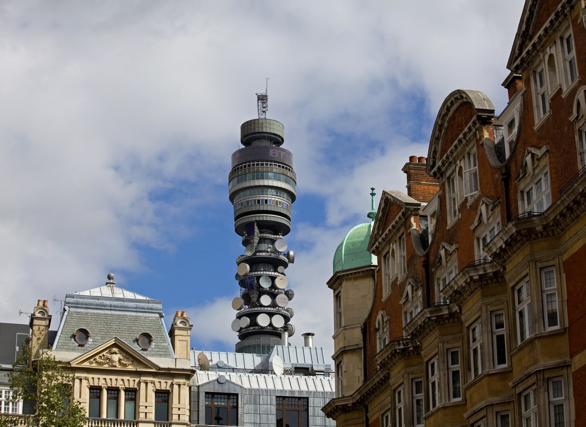 Jedna z najbardziej charakterystycznych budowli Londynu -  wieża British Telecom - została sprzedana. Będzie przerobiona na ekskluzywny, podniebny hotel.