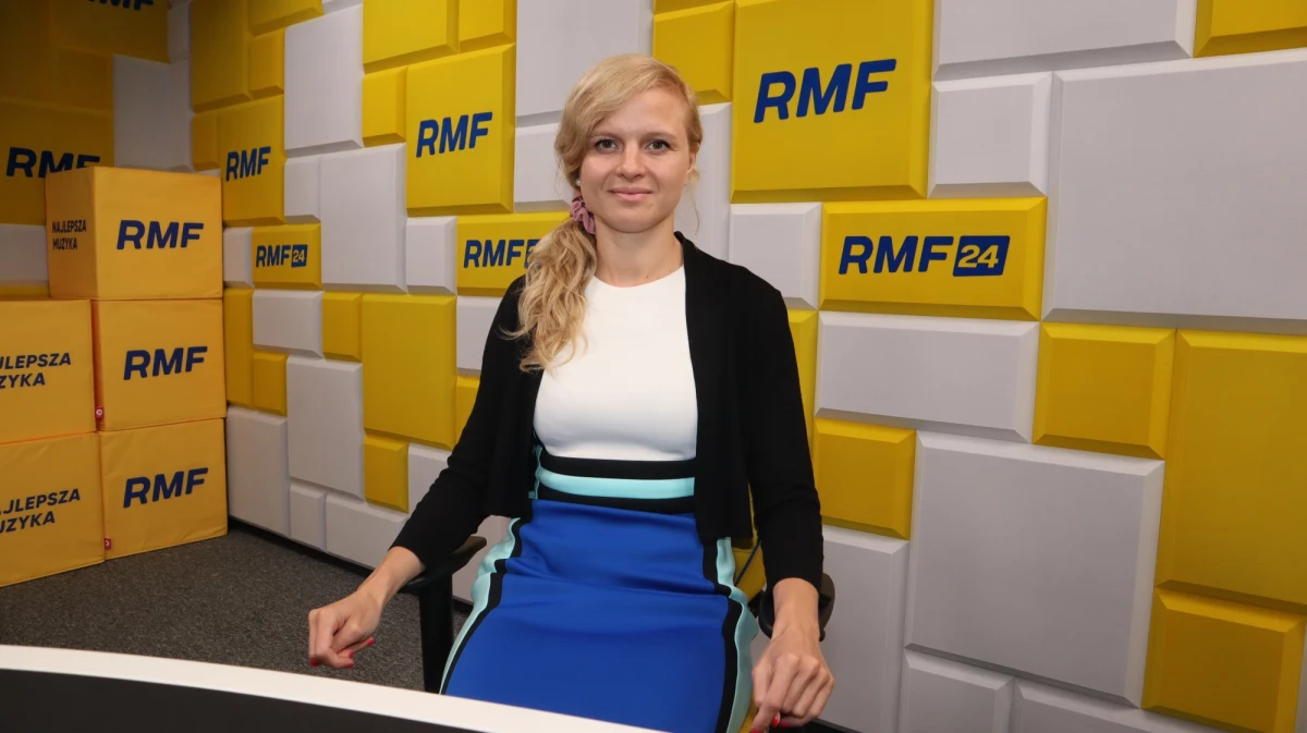 "Jedną rzeczą, na którą nie należy liczyć, jest zmiana w Rosji. Nie tylko reżimowa, ale i zmiana zachowania tego państwa wobec sąsiadów. Powtarzamy to zachodnim partnerom od dwóch lat" - powiedziała w Rozmowie w południe w Radiu RMF24 prof. Katarzyna Pisarska. Zdaniem politolożki "musimy się skupić na przygotowaniu na najgorsze warianty", czyli konflikt zbrojny z Rosją. Elementami tego przygotowania jej zdaniem powinny być: odstraszanie Rosji i dozbrajanie się. "Trajektoria wydarzeń jest bardzo pesymistyczna" - stwierdziła.