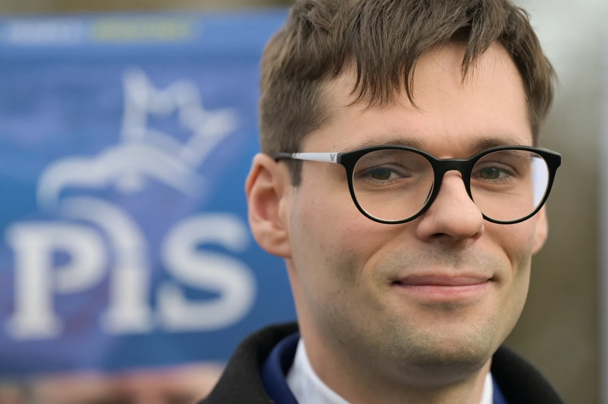 Radny miejski PiS Marek Dudziński ogłosił w piątek, że będzie kandydował na prezydenta Gdyni w zbliżających się wyborach samorządowych. Kandydata poparło PiS i Konfederacja. Hasło, z którym startuje to: "Wspólnie naprawimy Gdynię".