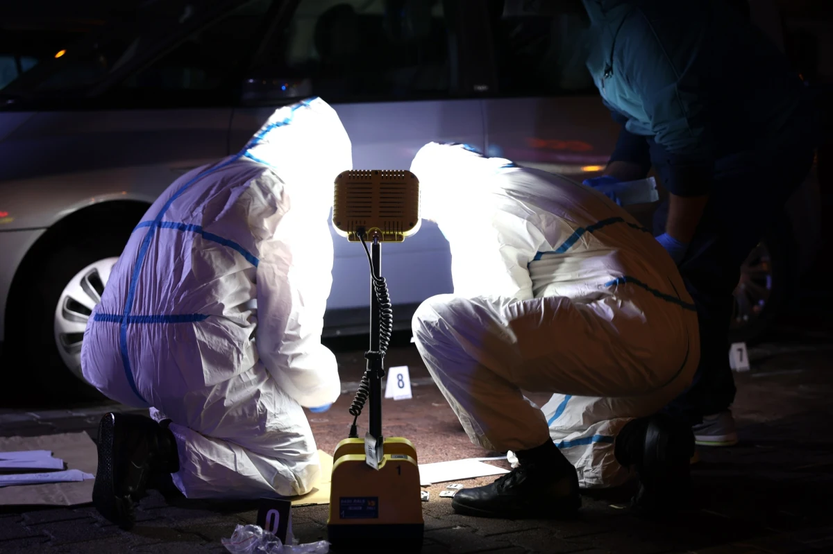 Policja pod nadzorem prokuratury bada okoliczności zbrodni w Zimnodole pod Olkuszem. W jednym z domów znaleziono okaleczone zwłoki 55-letniego mężczyzny. Zatrzymano kobietę.