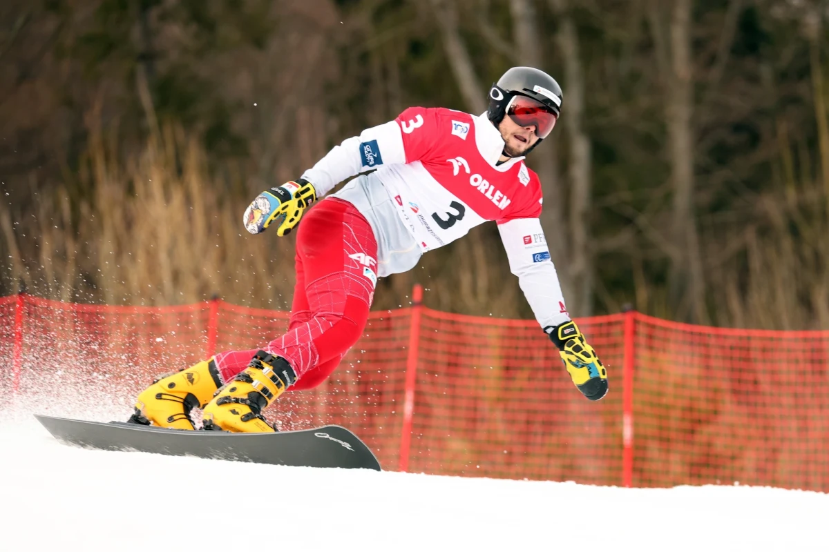 Niemka Ramona Theresia Hofmeister i Austriak Andreas Prommegger wygrali zawody Pucharu Świata snowboardowego slalomu giganta równoległego w Krynicy-Zdroju. Oskar Kwiatkowski zajął 11. miejsce. Impreza ta po raz pierwszy w historii odbyła się w Polsce.