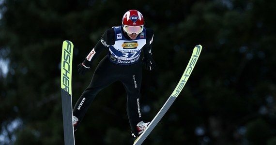 Kamil Stoch zajął 11. miejsce w konkursie Pucharu Świata w skokach narciarskich na mamuciej skoczni w niemieckim Oberstdorfie. Wygrał Austriak Stefan Kraft.
