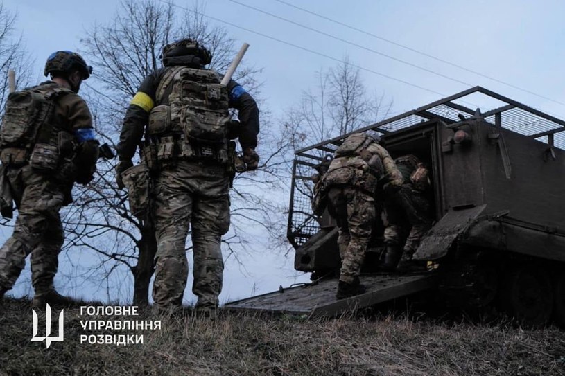 Kilka jednostek ukraińskich sił dysponuje już pojazdem opancerzonym "Charakternik", transporterem opancerzonym "Rachunek" i transporterem "Lis" - wszystkie wzorowane na amerykańskich Humvee, MaxxPro i M113. Ale czy są tak samo dobre?