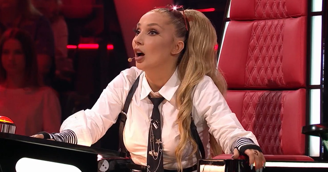 Elena Płócienniczak w "The Voice Kids" podczas swojego występu odwróciła trzy fotele. Młoda wokalistka wprawiła w osłupienie trenerów doborem repertuaru i tym, jak poradziła sobie z jednym z największych przebojów Kory i Maanamu. 