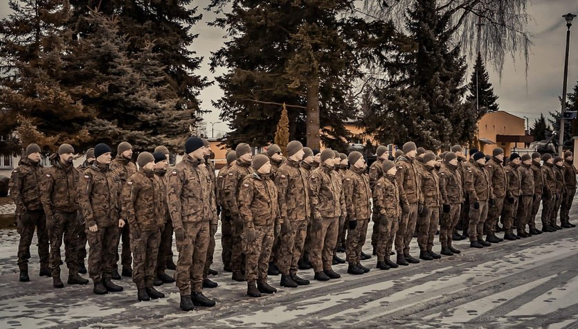  Obowiązkowa służba wojskowa. Wyniki sondażu zaskakują