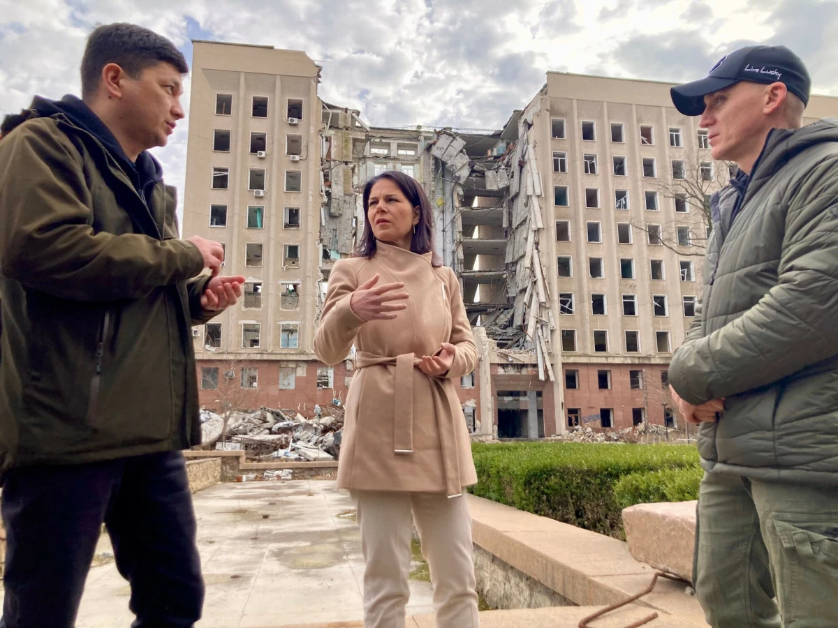 Niemieckie resorty spraw zagranicznych i obrony potwierdziły, że rosyjski dron zwiadowczy śledził konwój z szefową resortu dyplomacji na Ukrainie. Annalena Baerbock musiała z tego powodu uciekać do Mołdawii.