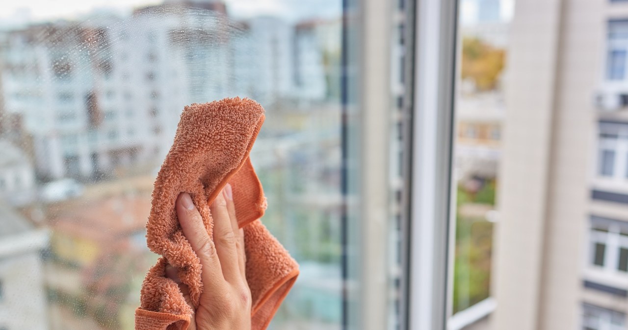 Najgorsza rzecz, którą myjesz płynem do naczyń. Błąd popełnia wielu