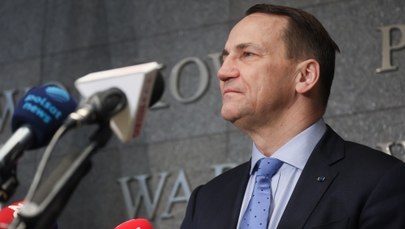 Sikorski wezwał polską opozycję, by wywarła wpływ na republikanów