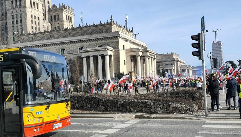  Rolnicy sparaliżowali Warszawę. Komunikacyjny chaos