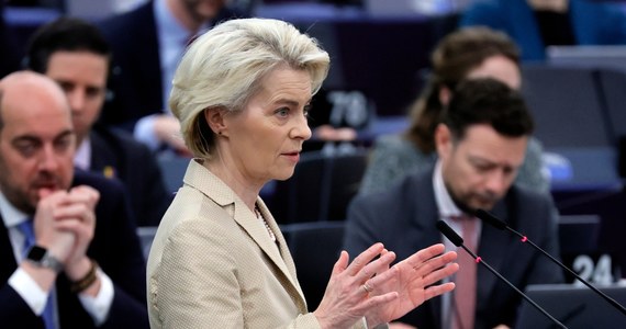 Szefowa Komisji Europejskiej Ursula von der Leyen zapowiedziała nową europejską strategię dotyczącą przemysłu obronnego. Chodzi przede wszystkim o wpólne zamówienia. Podkreśliła też, że Unia Europejska powinna rozważyć wykorzystanie zysków z zamrożonych rosyjskich aktywów na zakup dostaw wojskowych dla Ukrainy.