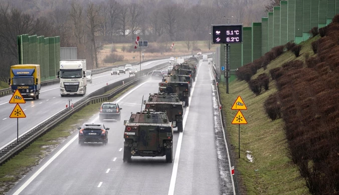 Wypadek z udziałem wojskowej ciężarówki. Lądował śmigłowiec LPR