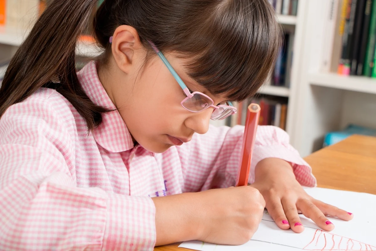 Rosną szanse, że uczniowie polskich szkół od września wezmą udział w lekcjach edukacji zdrowotnej - dowiedział się reporter RMF FM. Za dwa lata może być to już oddzielny przedmiot w szkołach podstawowych. Takie plany mają ministerstwa zdrowia i edukacji, we współpracy z resortem rodziny.