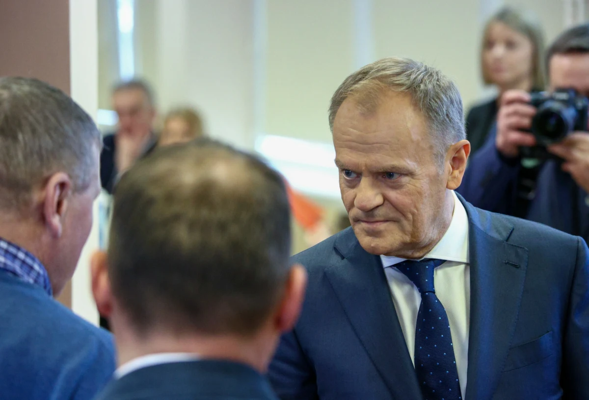 Po około czterech godzinach zakończyło się spotkanie premiera Donalda Tuska z częścią przedstawicieli organizacji rolniczych w Centrum Partnerstwa Społecznego "Dialog" w Warszawie. "Żadne konkrety nie padły, 6 marca wracamy na akcję protestacyjną do Warszawy" - oświadczył jeden z uczestników rozmów ze strony rolników.