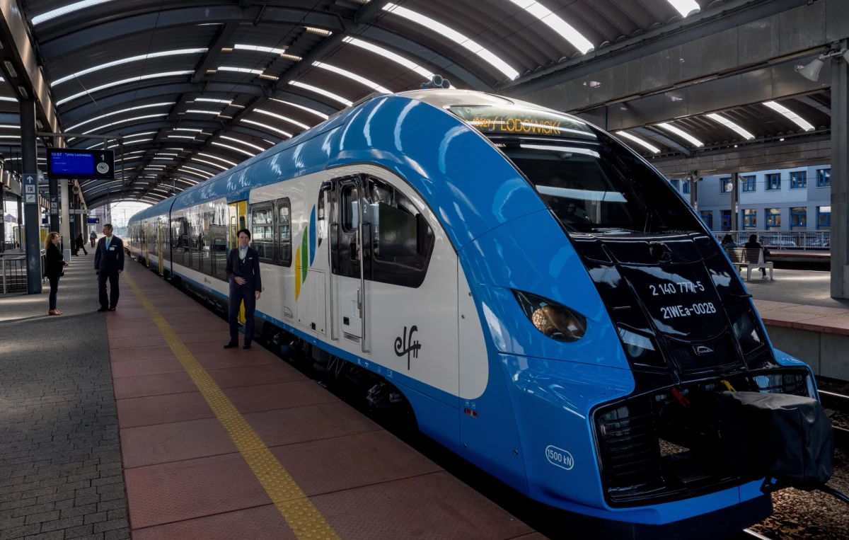 Zmiana w taryfach biletów kolejowych w Górnośląsko-Zagłębiowskiej Metropolii (GZM). Jedną ze zmian jest wprowadzenie 30-dniowego "Metrobiletu". Zintegruje on ofertę Zarządu Transportu Metropolitalnego, Kolei Śląskich i Polregio na terenie GZM-u. Nowa taryfa biletowa zacznie obowiązywać od piątku 1 marca.