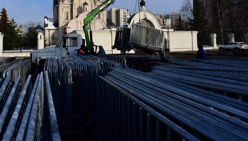  Służby przygotowują się do pogrzebu Nawalnego. Wyjątkowe środki