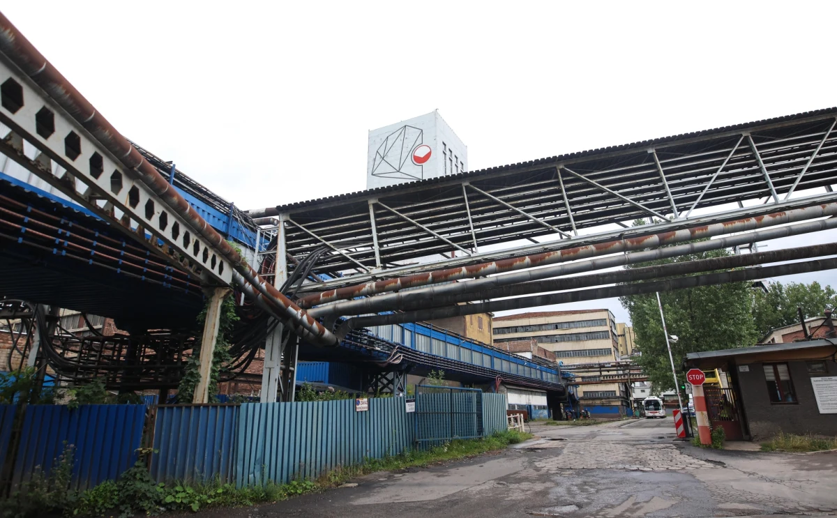 4 górników zostało poszkodowanych po wstrząsie w kopalni Ruda w Rudzie Śląskiej. Informację o tym zdarzeniu dostaliśmy na Gorącą Linię RMF FM. 