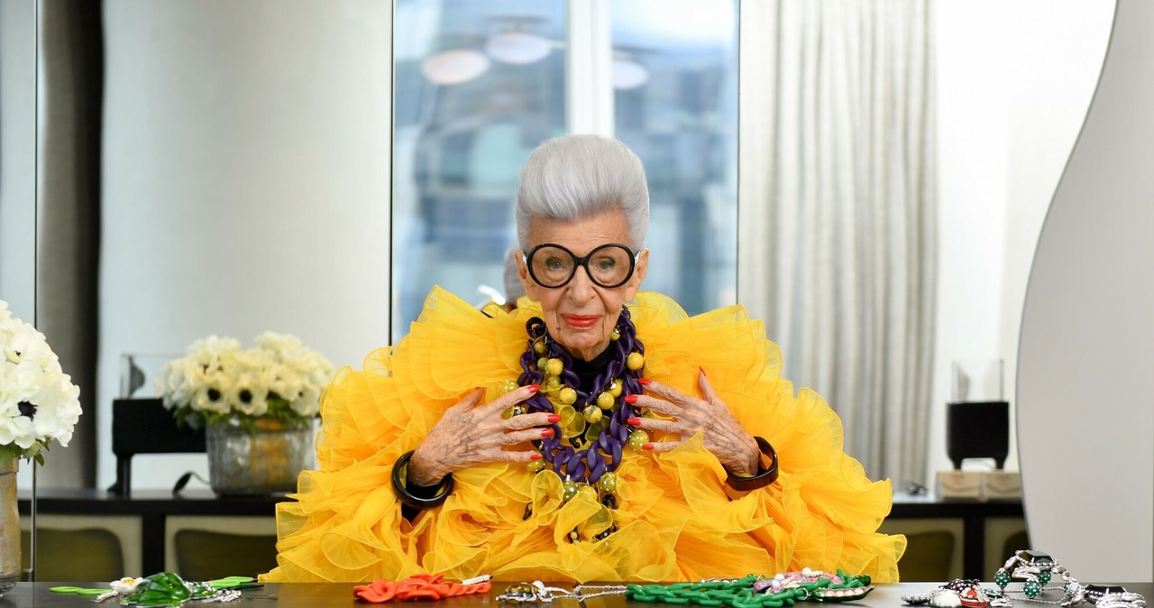 Iris, Apfel, znana, swojego, niekonwencjonalnego, stylu, nieustającej, pasji, kreowania, odeszła, wieku, swoim, domu, Palm, Beac Śmierć ikony mody. Iris Apfel odeszła w wieku 102 lat