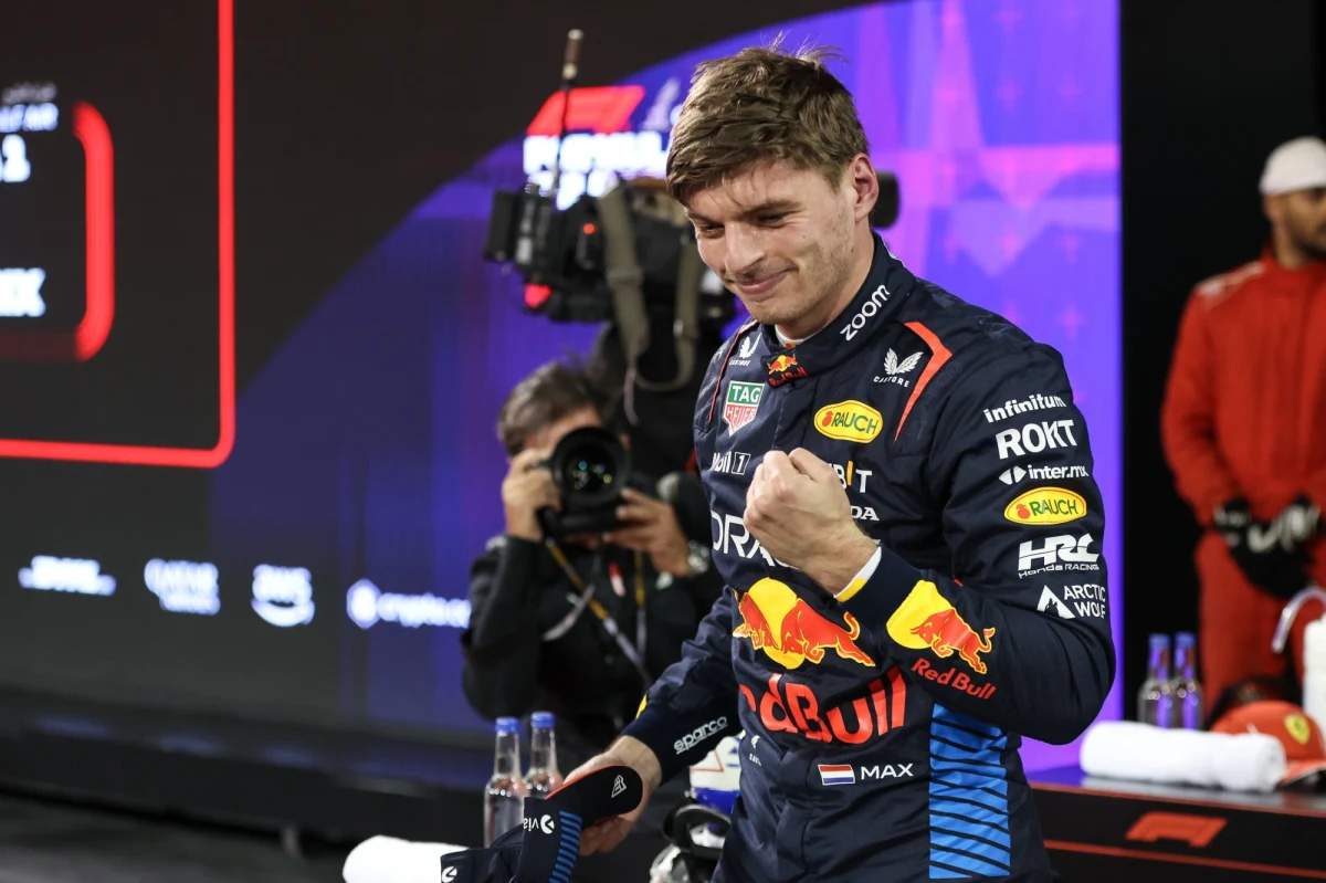 ​Broniący tytułu mistrza świata Formuły 1 Holender Max Verstappen wygrał kwalifikacje przed sobotnim, pierwszym w sezonie 2024 wyścigiem - Grand Prix Bahrajnu na torze Sakhir. To już jego 33. pole position w karierze, więcej ma tylko czterech kierowców.