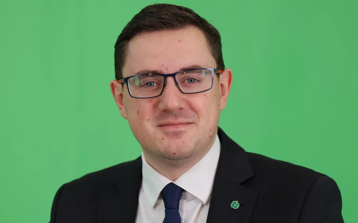 „Po odmrożeniu ceny prądu nie wystrzelą. Warto zwrócić uwagę, że ceny na rynkach – a na tym się opieramy – są dużo niższe niż przed kryzysem energetycznym, który wybuchł w 2022 roku. Dzisiaj nie ma już potrzeby, wedle cen na rynkach, mrożenia cen” – stwierdził w Rozmowie o 7:00 w Radiu RMF24 Miłosz Motyka. 